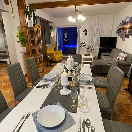 Villa Whirpool Relax Sunny Garden House *